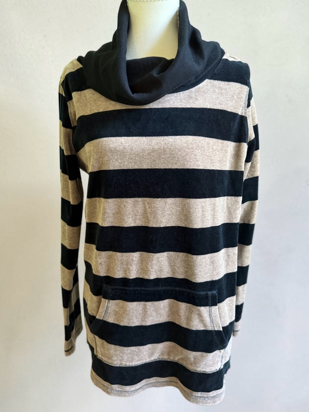 Calvin Klein Black & Cream Striped Cowl-Neck Sweater Size Large